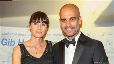 انفصال بيب جوارديولا عن زوجته كريستينا سيرا بعد زواج دام 30 عامًا