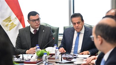 وزيرا الصحة والإسكان يبحثان خطط تطوير مستعمرات الجذام .. صور