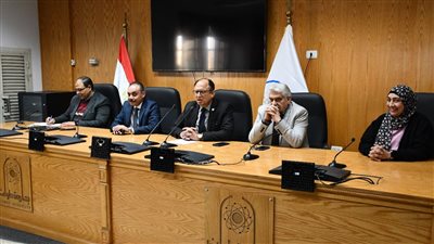 رئيس جامعة حلوان يلتقي المعيدين الجدد في حوار حول التميز الأكاديمي