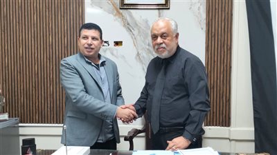 أشرف زكي يعلن انتهاء خلاف أسرة شكري سرحان مع عمر متولي