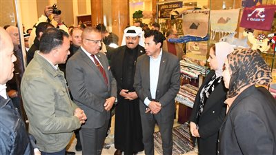 وزير الرياضة ومحافظ جنوب سيناء يفتتحان الخيمة البدوية بالمدينة الشبابية بشرم الشيخ