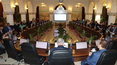 جامعة الإسكندرية: ندرس تشكيل لجنة لترشيد استهلاك الطاقة بالكليات والمعاهد