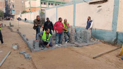 محافظ القليوبية يتابع أعمال الرصف بشوارع غرب شبرا الخيمة 