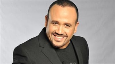 خاص| مدير أعمال هشام عباس يكشف أخر تطورات حالته الصحية 