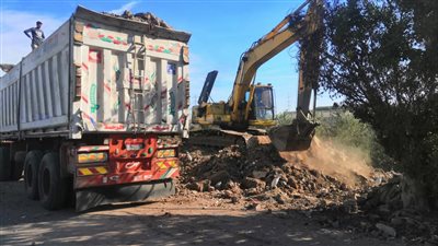 الدقهلية: رفع 3200 طن مخلفات بطريق طلخا شربين