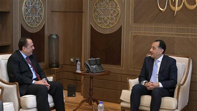 رئيس الوزراء يبحث سبل دعم وتعزيز العلاقات المصرية الكويتية