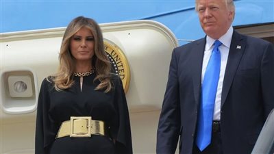 قبل حفل تنصيب ترامب 2025 .. عالم الموضة يترقب إطلالة ميلانيا 