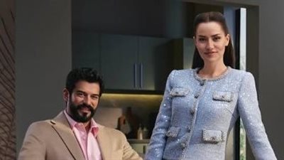 شرطة الموضة تتغزل في أناقة فهرية افجان بحفل joy awards