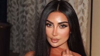 نور الغندور تمزج بين الرقي والاحتشام في حفل  Joy Awards (صور)