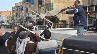 حملات للنظافة ورفع الإشغالات والعوائق في سنورس بالفيوم 