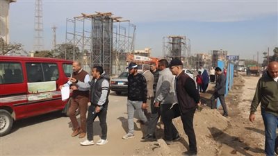 سكرتير بني سويف يتفقد مستجدات مشروع إنشاء كوبري الشاملة أعلى ترعة الإبراهيمية