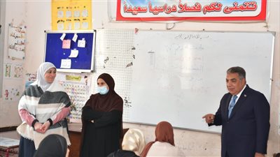 محافظ الدقهلية يتفقد لجان امتحانات الشهادة الإعدادية