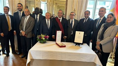 وزير الخارجية والهجرة يتقلد وسام التاج الملكي البلجيكي من الدرجة الأولى 