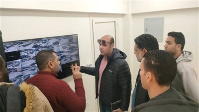 محافظة الجيزة يتابع حركة سيارات السرفيس بمواقف المحافظة
