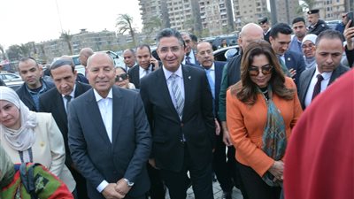 وزيري التموين والتنمية المحلية يتفقدان بازار الحي العاشر بمدينة نصر 