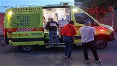 إعلام عبري: إصابة شخصين بجروح خطيرة في عملية طعن بتل أبيب