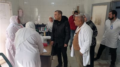 وكيل صحة البحيرة يتفقد مستشفى كفر الدوار المركزي