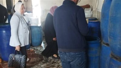 محافظ الدقهلية: إعدام 1.5 طن مواد غذائية وعصائر