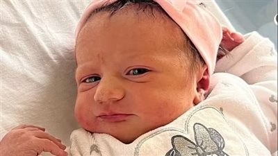 الكاميرات توثق لحظة اختطاف طفلة حديثة لولادة بمستشفى بإيطاليا (فيديو)