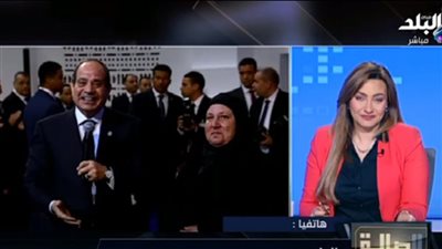 والدة الشهيد عمر القاضي: قلة من الخونة تحاول زعزعة استقرار البلد 