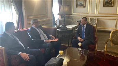 نائب وزير الخارجية والهجرة يستقبل سكرتير عام المنظمة البحرية الدولية