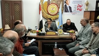 وكيل تعليم الغربية يناقش ضوابط العمل أثناء أعمال تقدير درجات الشهادة الاعدادية  