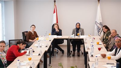 نائب رئيس جامعة عين شمس تستقبل وفد ستراسبورغ الفرنسية