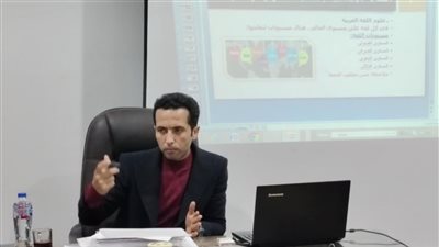 مصطفى عرام محاضرًا في اليوم الثالث من البرنامج التدريبي لتليفزيون الوفد