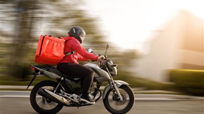 سوق التوصيل في مصر.. من يتحكم في مستقبل التجارة والخدمات