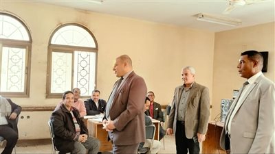 مدير تعليم قنا يشهد انطلاق فعاليات التعليم من أجل الغد