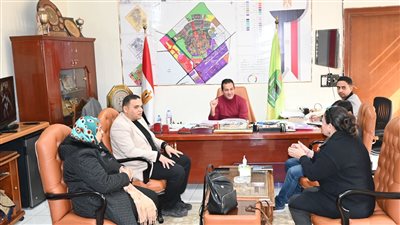 جهاز العاشر من رمضان يبحث تحويل المناطق الصناعية إلى نماذج مستدامة