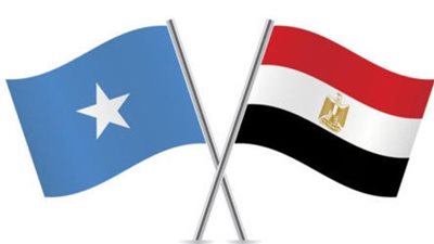 إيهاب عمر: تفعيل جميع محاور التعاون بين مصر والصومال (فيديو)