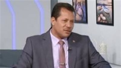 أستاذ الفاكهة يشرح أحدث الطرق لضمان نجاح تلقيح النخيل