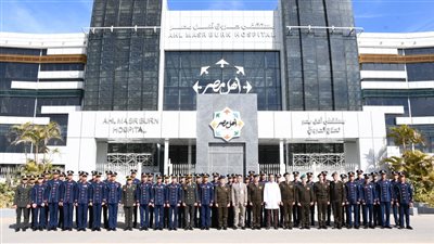 القوات المسلحة تنظم زيارة لطلبة الأكاديمية العسكرية المصرية لمستشفى 