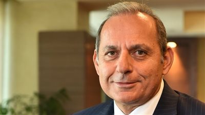 بنك مصر يرفع رأس المال المرخص به لـ300 مليار جنيه 