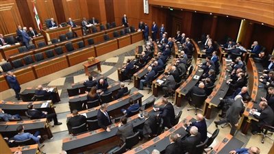 برى يبحث مع وزير الخارجية الكويتي وأمين عام 