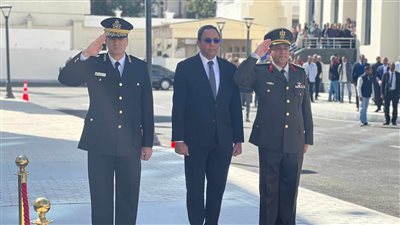 محافظ قنا يزور مدير الأمن للتهنئة بذكري عيد الشرطة 