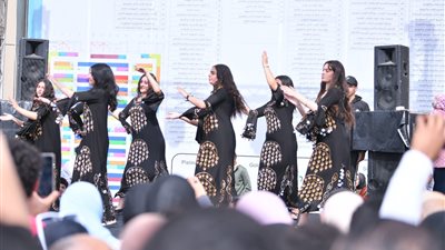 بوابة الحلواني.. عروض فنية على مسرح «بلازا» ضمن فعاليات معرض الكتاب  