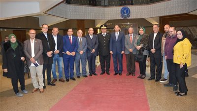 وفد بورسعيد يقدم التهنئة لرجال الشرطة فى الذكرى ال ٧٣ لتصديها للمحتل البريطانى