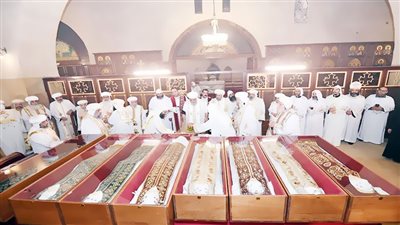 «رطوبة الأرض».. كلمة سر نقل رفات 14 بطريركاً بـ«دير الأنبا مقار»