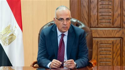 وزير الري يتابع موقف تحصيل مستحقات الوزارة المالية