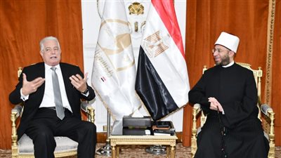 وزير الأوقاف يستقبل مستشار رئيس الجمهورية للتنمية الإدارية