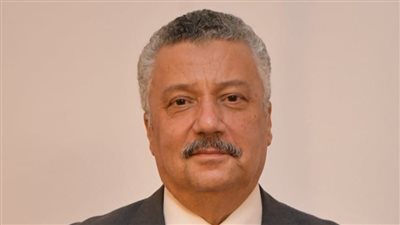 فوز عميد كلية آداب القاهرة سابقًا بمنصب في اليونيسكو