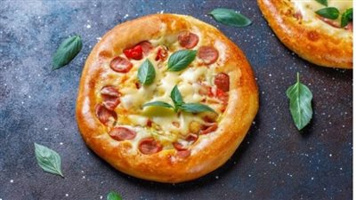 طريقة تحضير عجينة الميني بيتزا الهشة