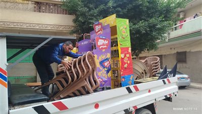 رفع 284 إشغال طريق ثابت ومتحرك بالبحيرة