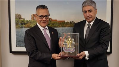 وزير السياحة والآثار يستقبل وزير ثقافة فنزويلا لتعزيز التعاون الثنائي