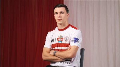 أُحد السعودي وجه طلبًا للزمالك بشأن كونراد.. ومحمود علاء رحب بالعودة