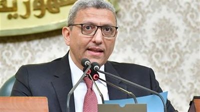 وكيل النواب يفتتح الجلسة العامة