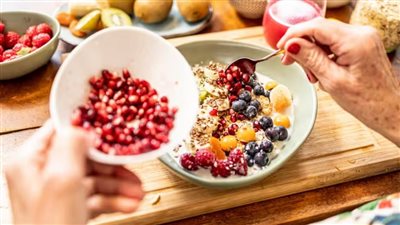 زيادة الألياف في النظام الغذائي: كيف يمكن أن تحسن صحتك؟