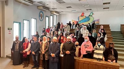 جامعة قناة السويس تناقش تأثير الهاتف المحمول على الصحة